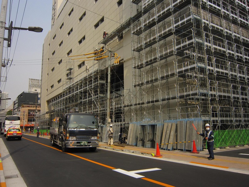 名山日本三年建筑工